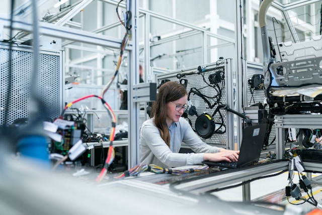 Understanding Vietnam Manufacturing Costs Before You Scale Production