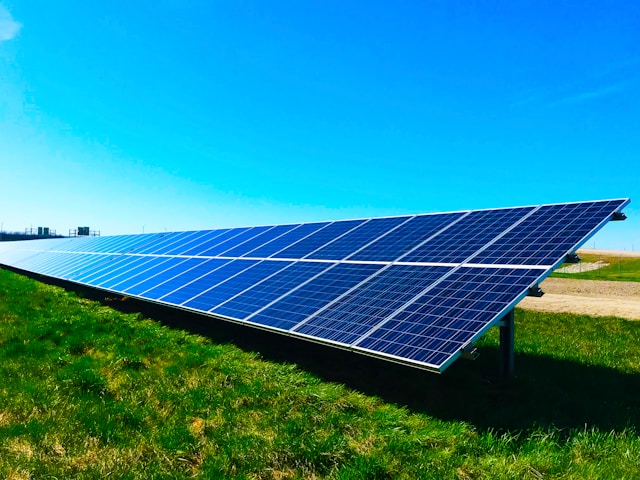 Why You Need A Solar Panel Supplier During The Middle East Crisis