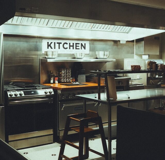 Commercial Kitchen Exhaust Solutions That Help Restaurants Pass Safety Inspections