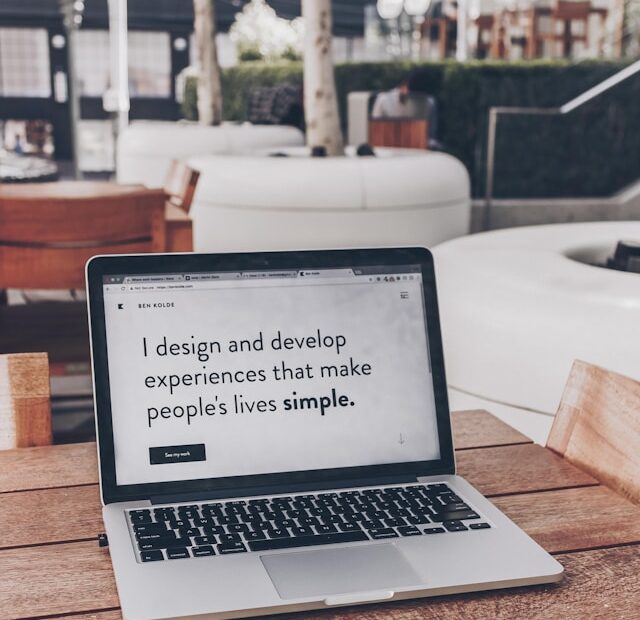 Website Design Trends That Make Visitors Stay Longer and Convert Faster