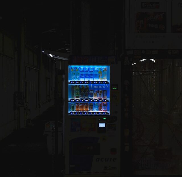 Why a Vending Machine Franchise Continues to Attract Modern Entrepreneurs