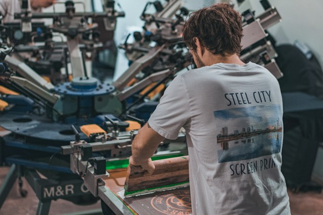 When Does Custom T-Shirt Printing Make Sense for a Business or Organisation